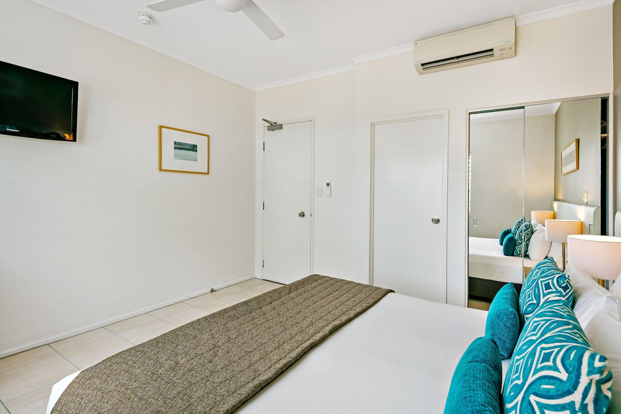Mantra Portsea Hotel Port Douglas Exterior photo