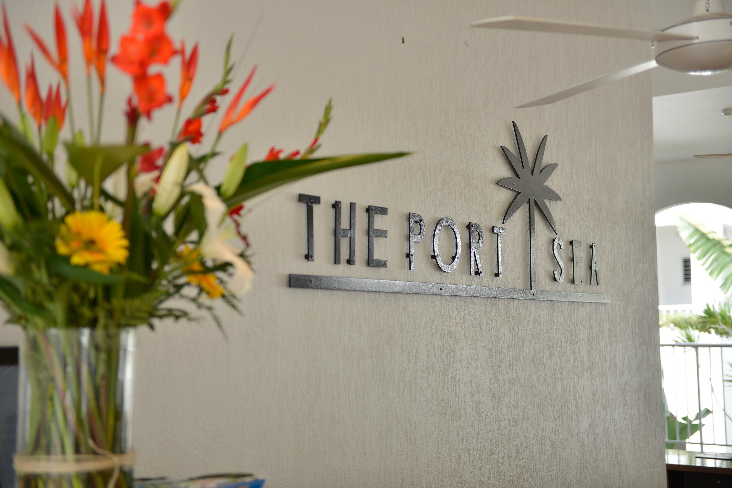 Mantra Portsea Hotel Port Douglas Exterior photo