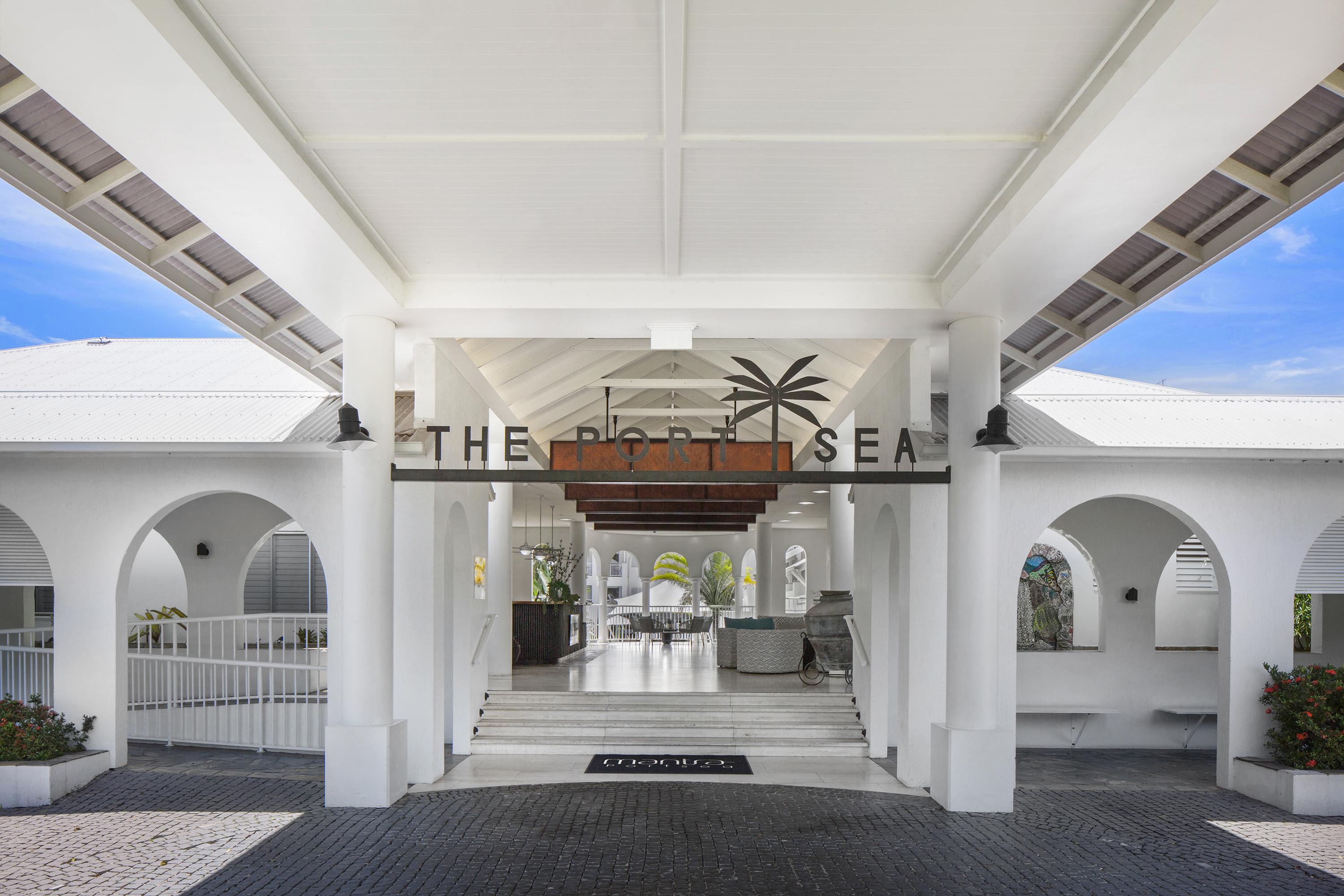 Mantra Portsea Hotel Port Douglas Exterior photo