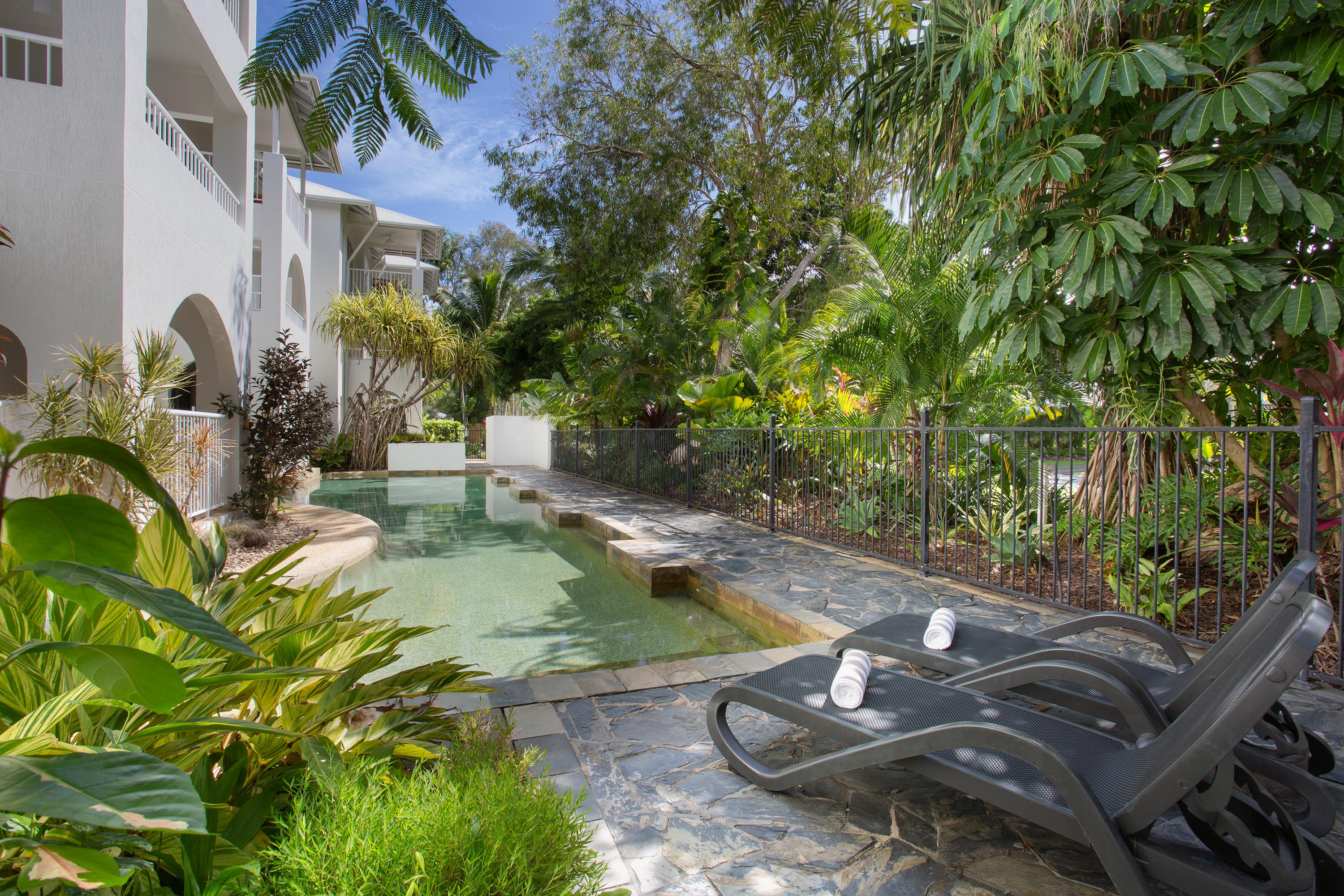Mantra Portsea Hotel Port Douglas Exterior photo